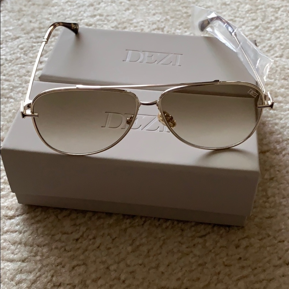 “ Top Shelf” Dezi sunglasses